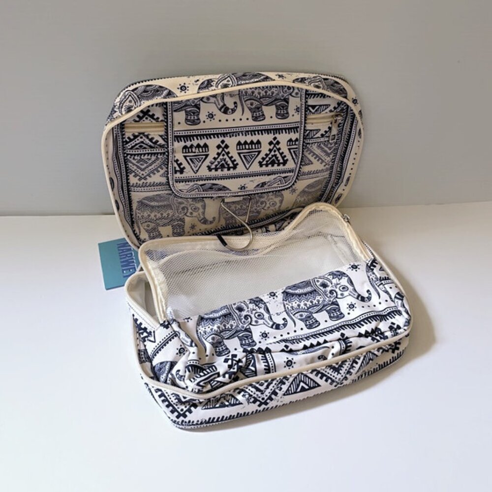 Narwey Travel Toiletry Hanging Bag with Mesh